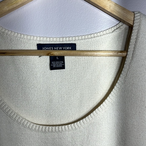 Jones New York Sleeveless Tank Women’s Sweater Ivory/Cream Size Large - Picture 2 of 5